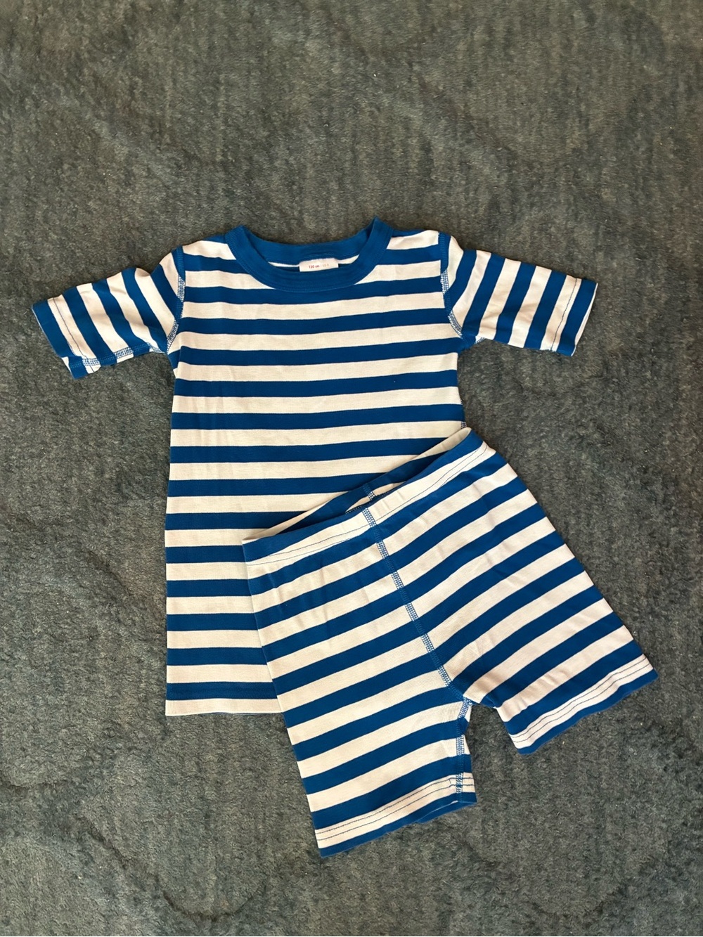 Hanna Andersson pajamas Size 130